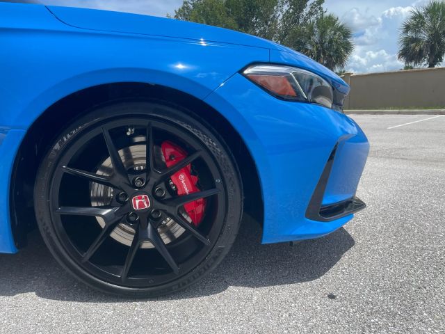 2023 Honda Civic Type R - Image 9