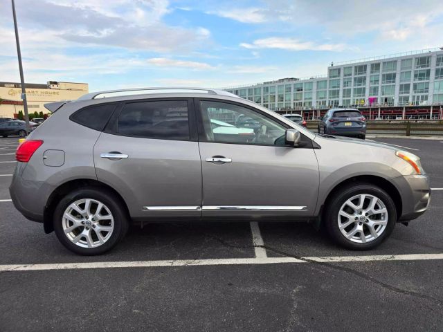 2013 Nissan Rogue Sv Sport Utility 4d - Image 6