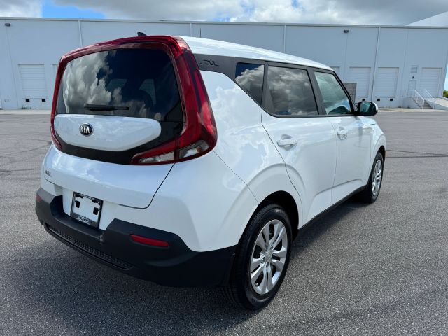 2021 Kia Soul - Image 13