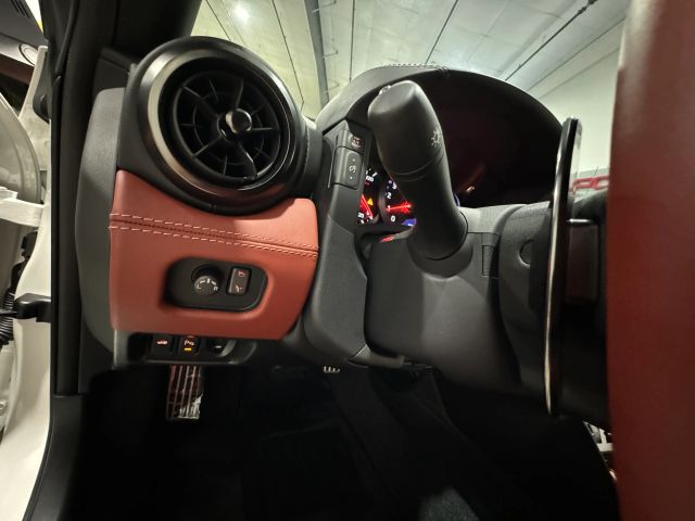 2024 Nissan Gt-r - Image 57
