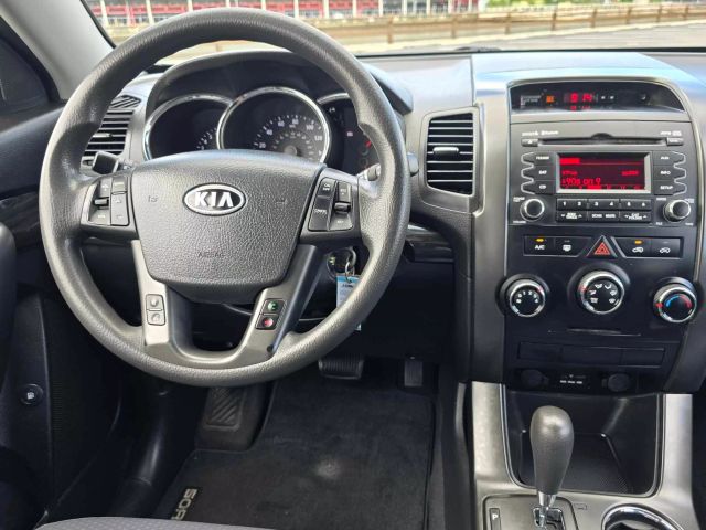 2013 Kia Sorento Lx Sport Utility 4d - Image 30