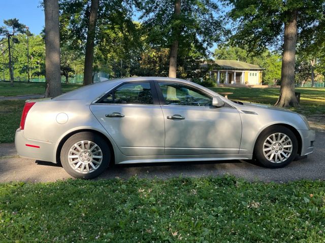 2010 Cadillac Cts - Image 9