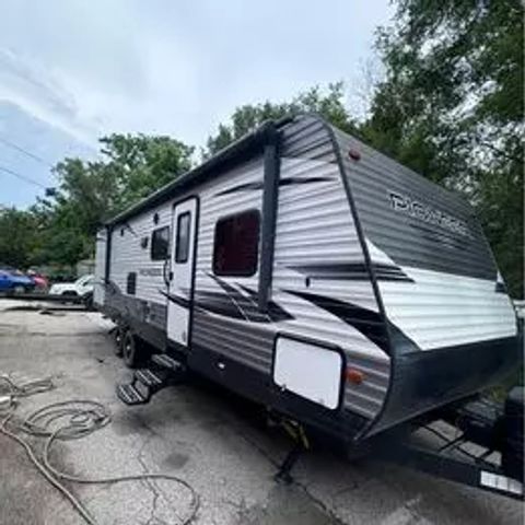 2020 Heartland Pioneer Trailer - - Image 7