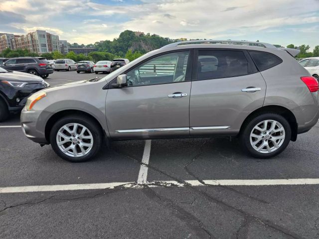2013 Nissan Rogue Sv Sport Utility 4d - Image 7