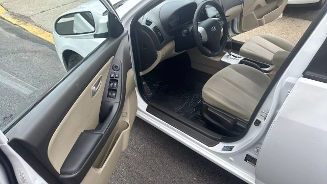 2008 HYUNDAI ELANTRA SEDAN 4-CYL, 2.0 LITER SE SEDAN 4D