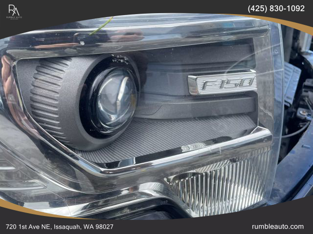 2013 Ford F150 Supercrew Cab Platinum Pickup 4d 6 1/2 Ft - Image 17