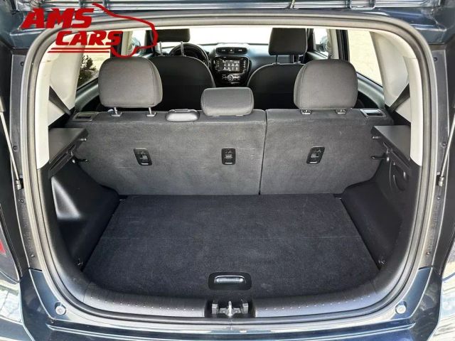 2017 Kia Soul - Image 38