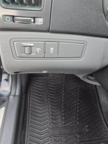 2012 Hyundai Sonata Hybrid Sedan 4d - Image 27