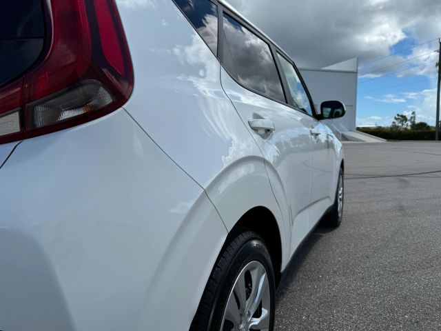 2021 Kia Soul - Image 15