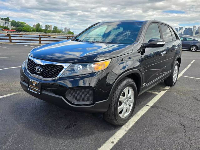 2013 Kia Sorento Lx Sport Utility 4d - Image 3