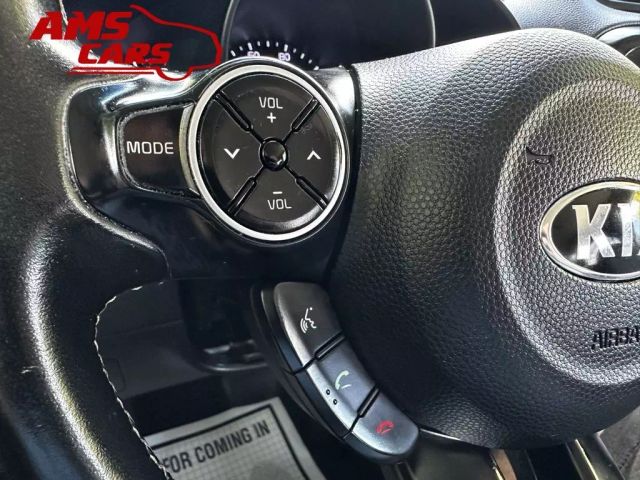 2017 Kia Soul - Image 22