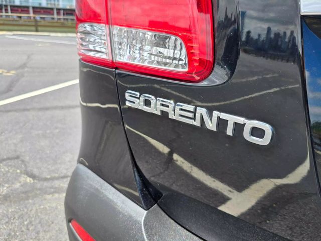 2013 Kia Sorento Lx Sport Utility 4d - Image 18