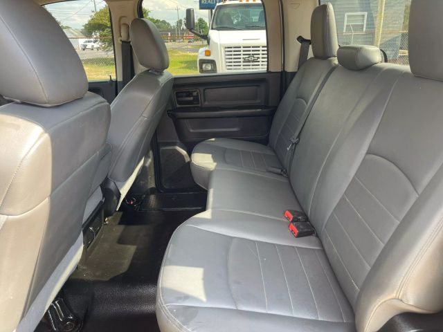 2018 Ram 2500 Crew Cab - Image 8