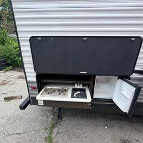 2020 Heartland Pioneer Trailer - - Image 5