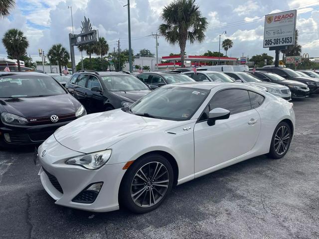 2016 Scion Fr-s Coupe 2d - Image 3