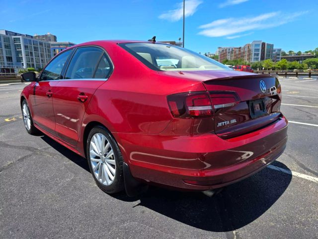 2016 Volkswagen Jetta 1.8t Sel Premium Sedan 4d - Image 5
