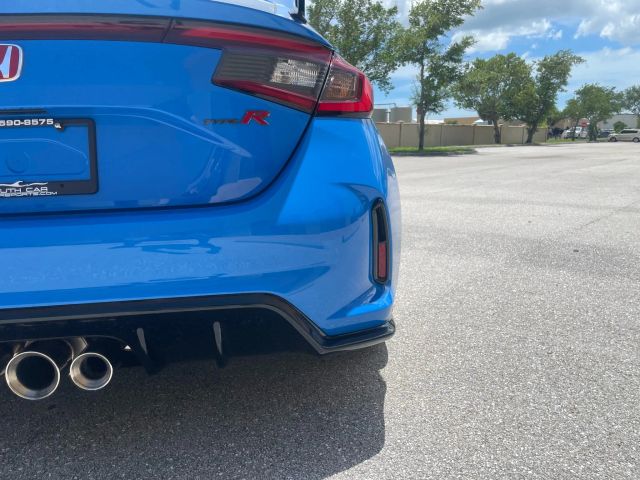 2023 Honda Civic Type R - Image 22