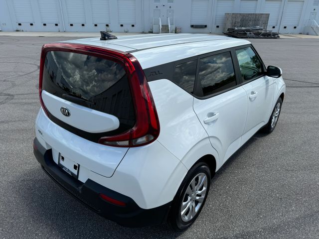 2021 Kia Soul - Image 14