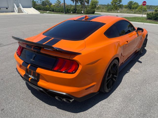 2020 Ford Mustang - Image 16