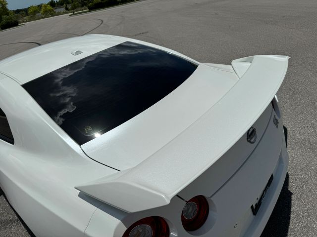 2024 Nissan Gt-r - Image 45