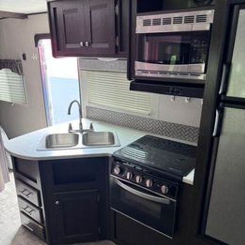 2020 Heartland Pioneer Trailer - - Image 13