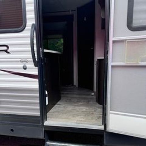 2020 Heartland Pioneer Trailer - - Image 17