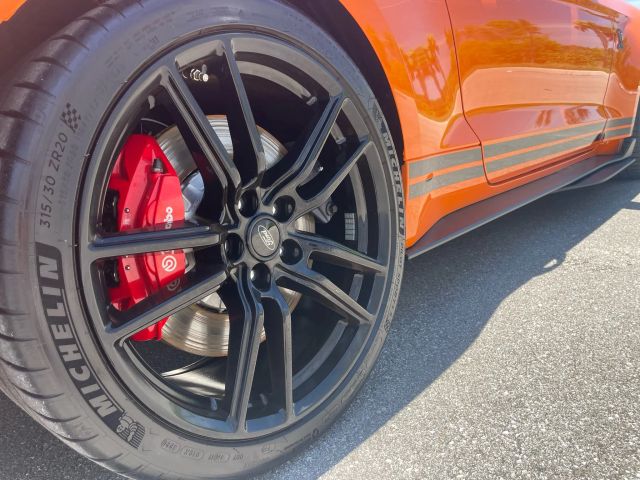2020 Ford Mustang - Image 18