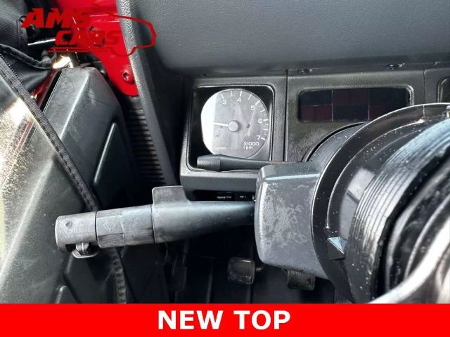 1995 Jeep Wrangler - Image 17