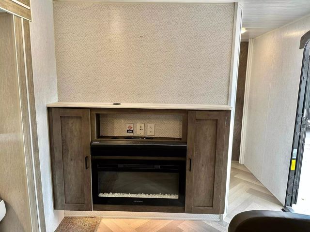 2022 Forest River Wildwood - Image 6