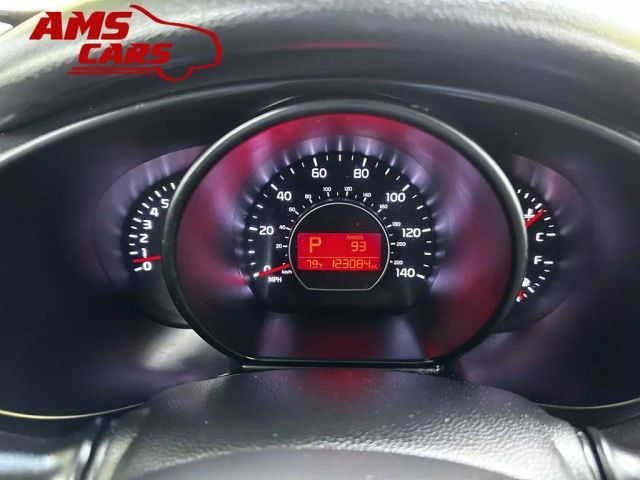 2017 Kia Soul - Image 19