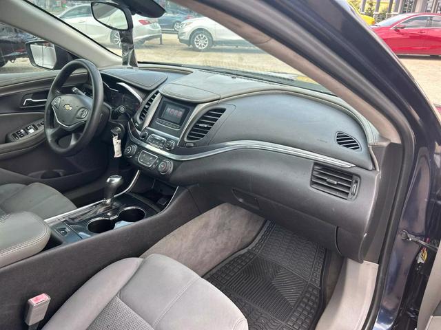 2016 Chevrolet Impala - Image 16