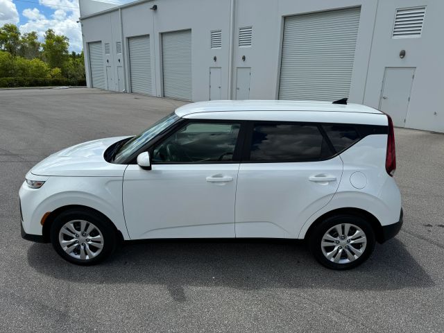 2021 Kia Soul - Image 29
