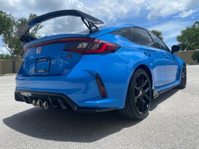 2023 Honda Civic Type R - Image 14