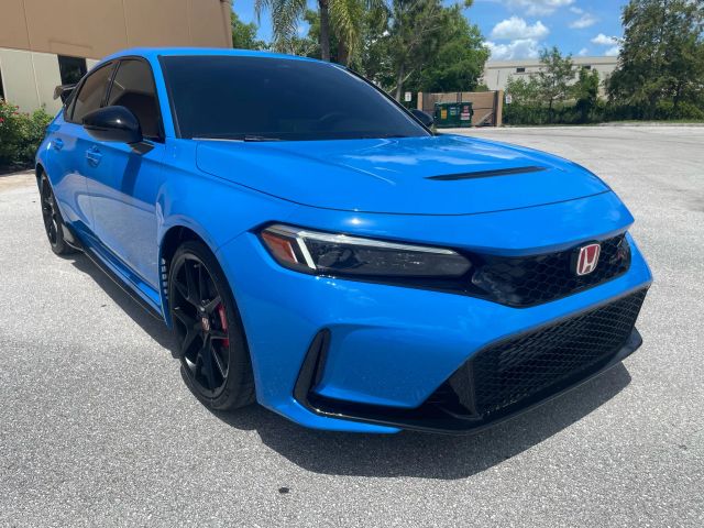 2023 Honda Civic Type R - Image 2