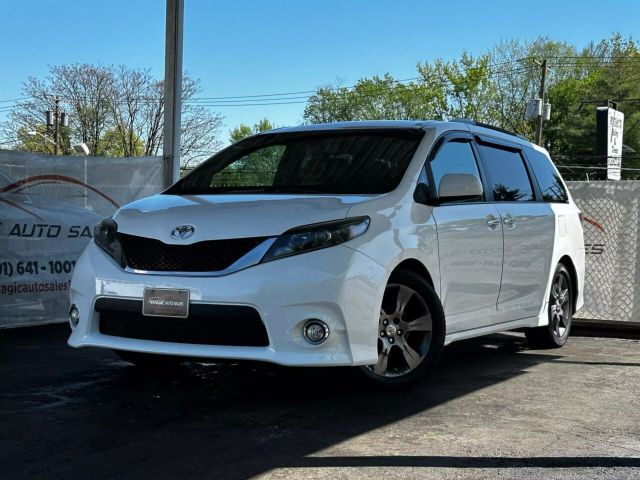 Toyota Sienna for sale in Little Ferry, NJ | Magic Auto Sale LLC