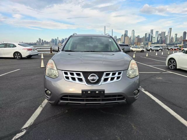 2013 Nissan Rogue Sv Sport Utility 4d - Image 2