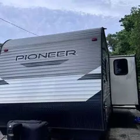 2020 Heartland Pioneer Trailer - - Image 6