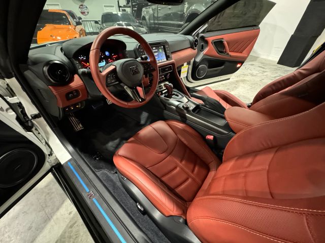 2024 Nissan Gt-r - Image 71