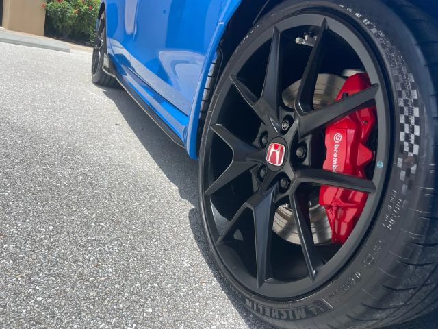 2023 Honda Civic Type R - Image 5