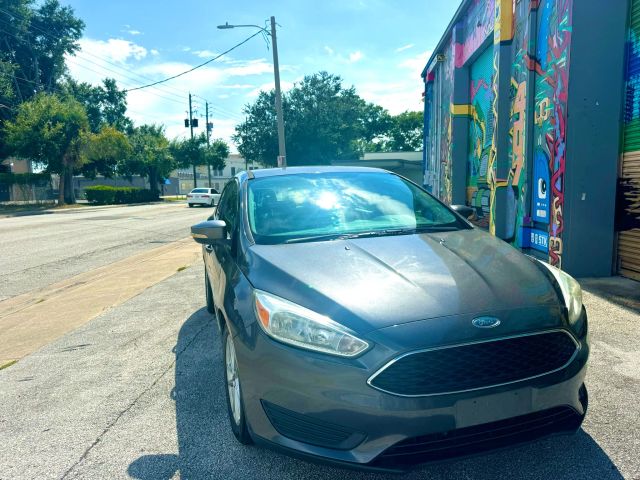 2015 Ford Focus - Image 10