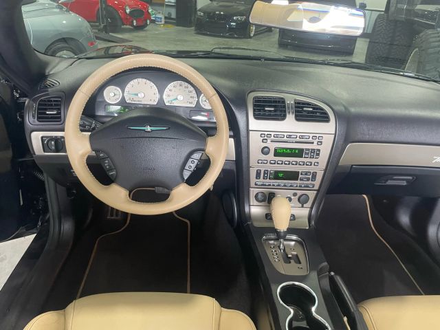 2005 Ford Thunderbird - Image 76