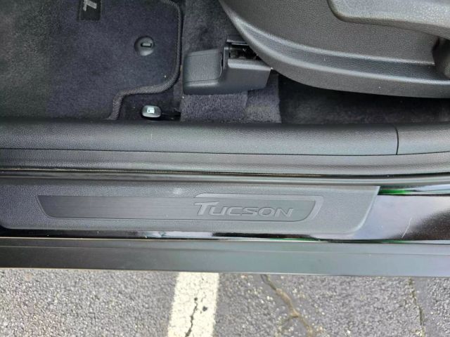 2018 Hyundai Tucson Se Sport Utility 4d - Image 35