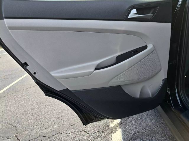 2018 Hyundai Tucson Se Sport Utility 4d - Image 42