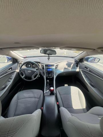 2013 Hyundai Sonata Gls Sedan 4d - Image 16