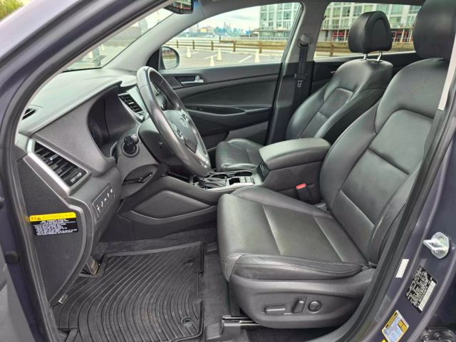 2016 Hyundai Tucson Limited Sport Utility 4d - Image 13