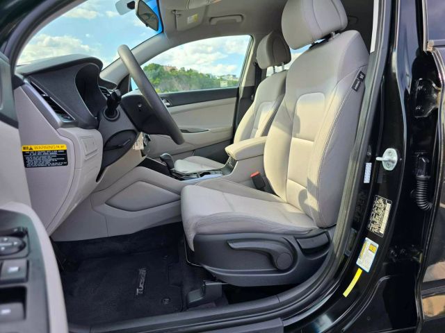 2018 Hyundai Tucson Se Sport Utility 4d - Image 17