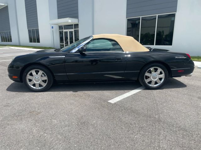 2005 Ford Thunderbird - Image 31