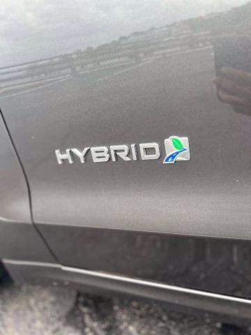 2018 Ford Fusion Se Hybrid Sedan 4d - Image 33