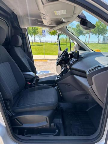 2019 Ford Transit Connect XLT photo 10