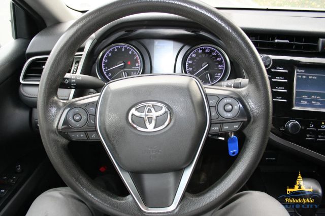 2019 Toyota Camry - Image 39